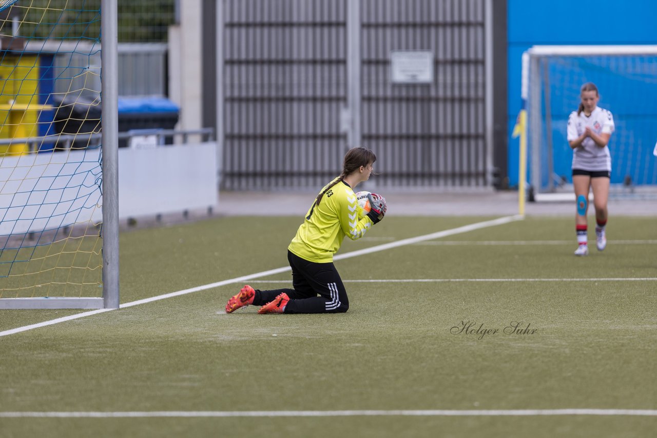 Bild 131 - wCJ Ballfreunde Pokal Finale  Altona 93 - Eimsbuetteler TV : Ergebnis: 0:2